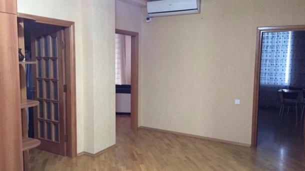 Сдается квартира возле пам. Нариманова
