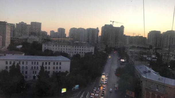 Сдаётся 3х комнатная квартира в центре города.